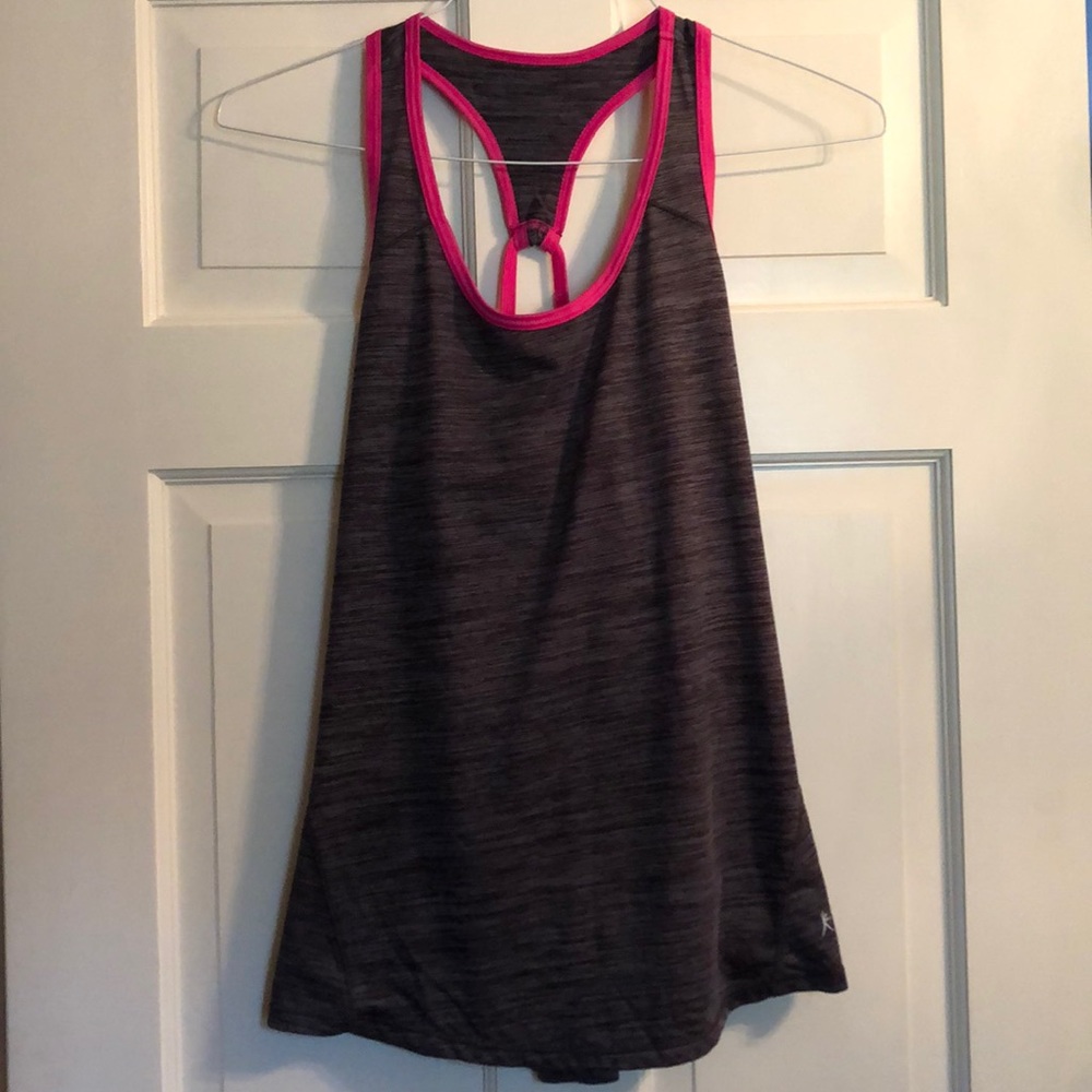Danskin NOW workout top 🏃🏻‍♀️🏃🏽‍♀️🏃🏿‍♀️